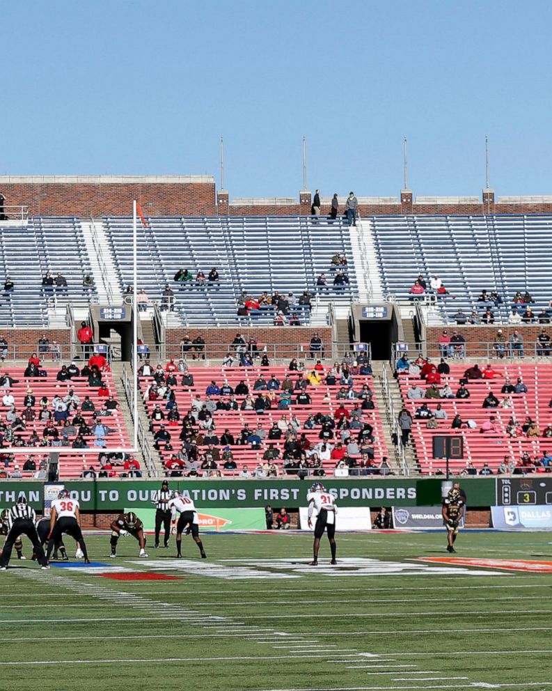 Half Empty Stadiums Won T Stop Number Of Bowls From Going Up Abc News