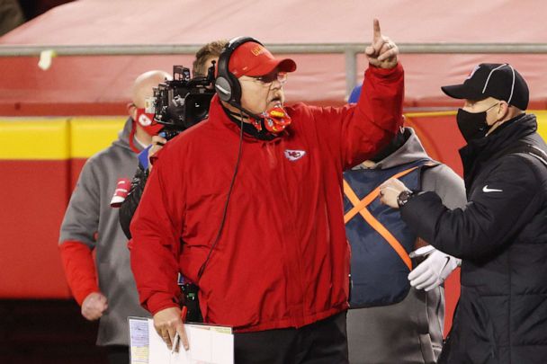 Chiefs sideline jacket online