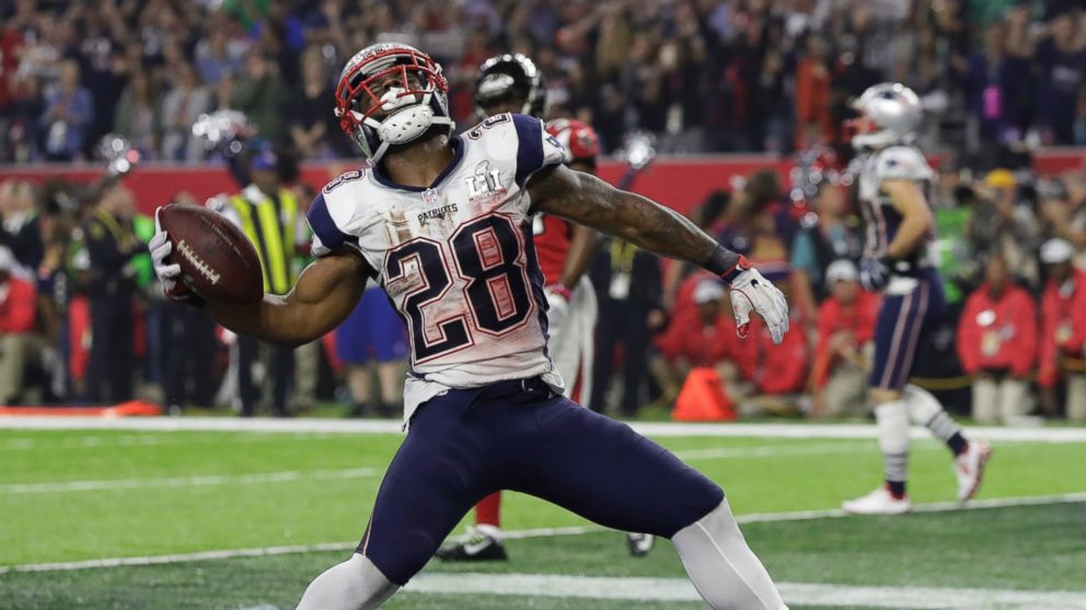 James White scores the game-winning touchdown in the Super Bowl for the Patriots