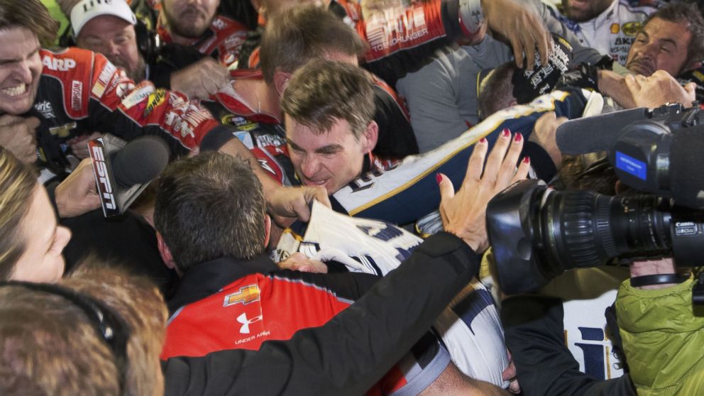 PHOTO: Jeff Gordon is in the middle of a fight after the NASCAR Sprint Cup Series auto race at Texas Motor Speedway in Fort Worth, Texas, Nov. 2, 2014. 
