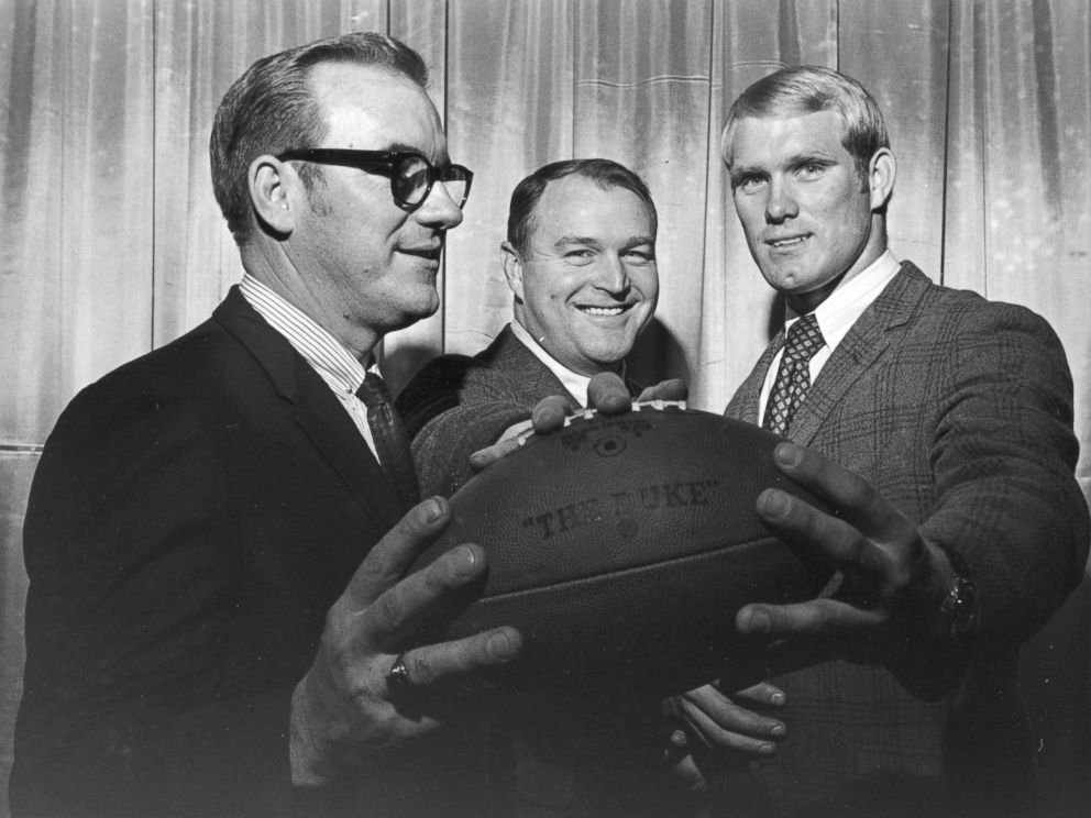 PHOTO: Pittsburgh Steelers' No. 1 draft choice Terry Bradshaw, right, poses with Pittsburgh coach Chuck Noll, center, and his father, William M. Bradshaw, left, in Pittsburgh, Feb. 13, 1970. 