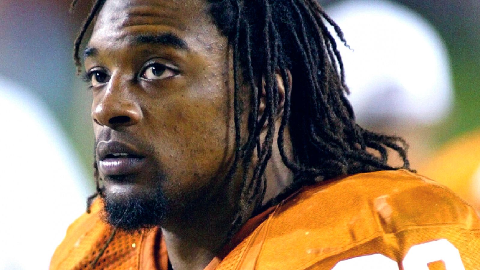 Former Longhorns, NFL RB Benson dies at 36 - ABC7 Chicago