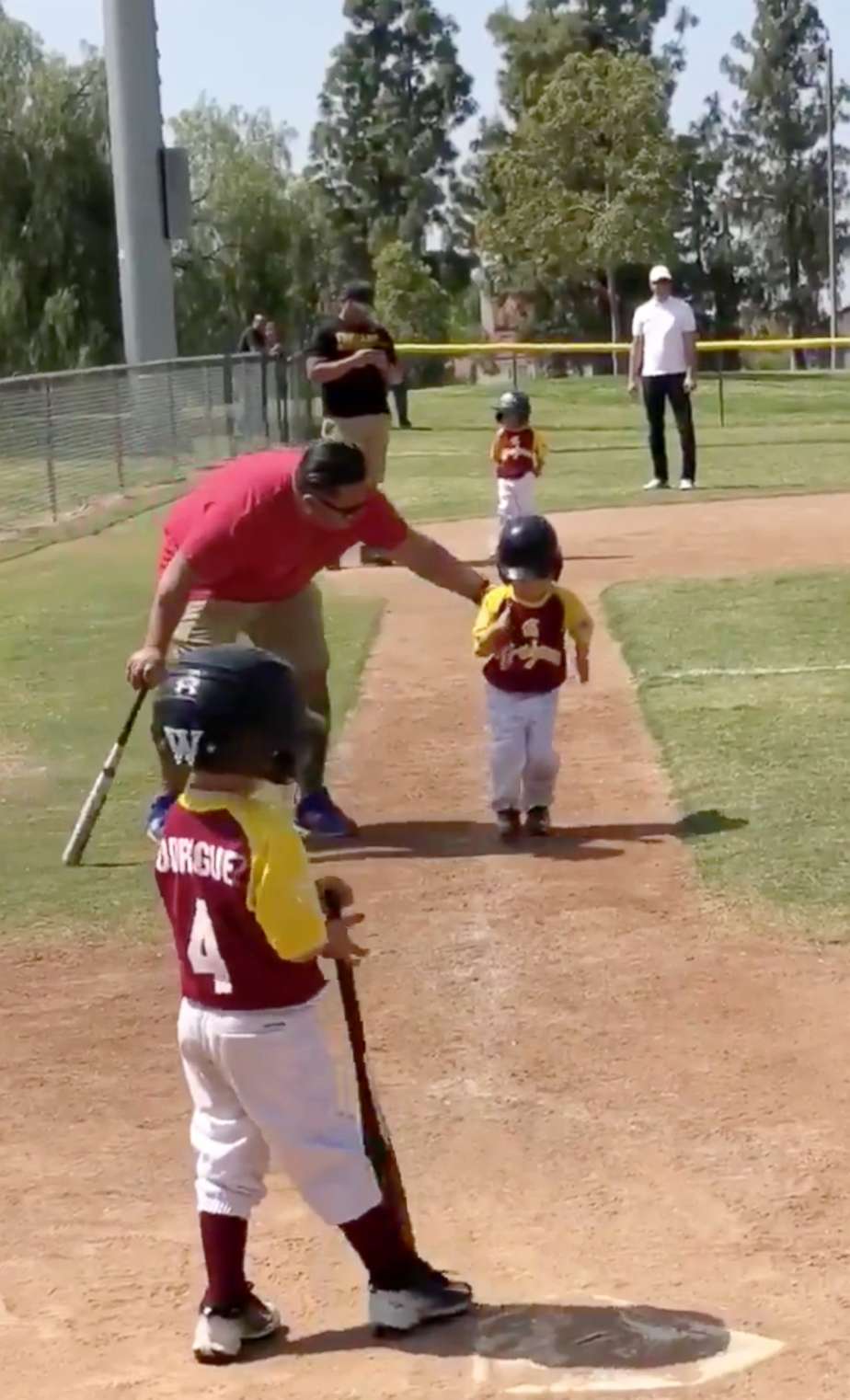 PHOTO: 3-year-old Lennox Salcedo was told to "run home as fast as he can" during a baseball game. He delivered the performance of a lifetime.