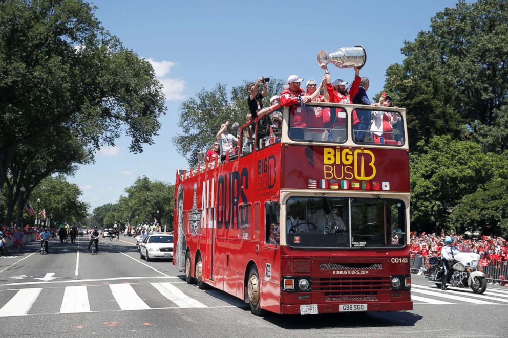 https://s.abcnews.com/images/Sports/capitols-stanley-cup-parade-01-ap-jef-180612_hpEmbed_3x2_992.jpg