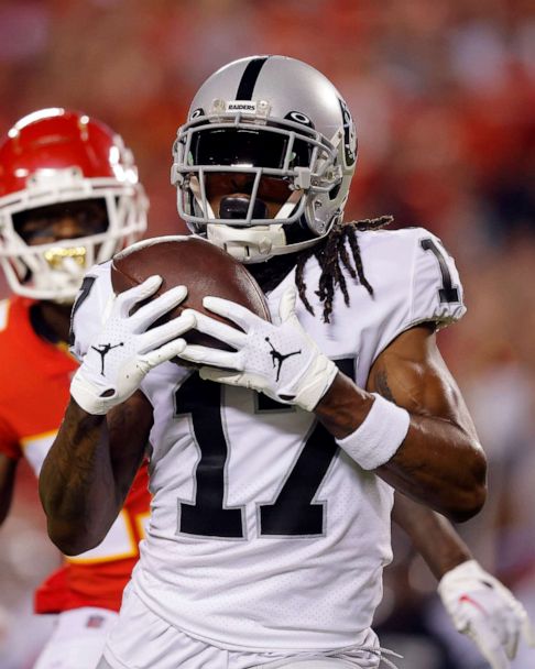 Raiders WR Davante Adams unlikely to be disciplined by NFL until