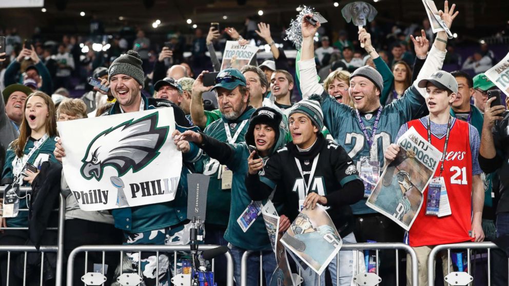 Philadelphia Eagles Super Bowl victory parade fills city streets with fans