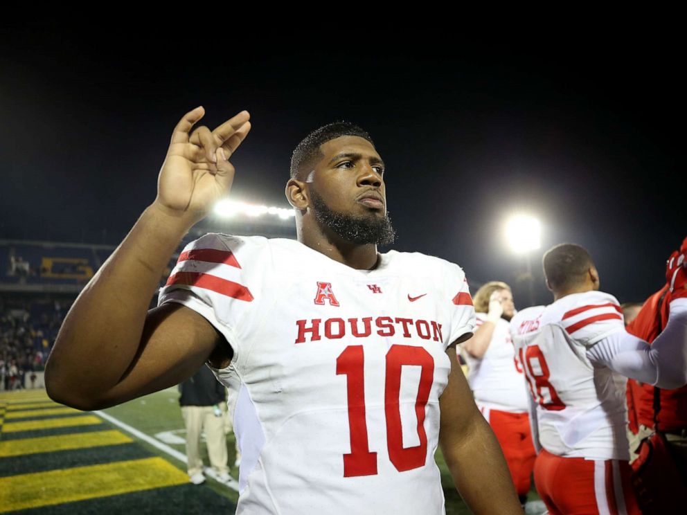 PHOTO: Ed Oliver of the Houston Cougars looks on after the Houston Cougars defeated the Navy Midshipmen at Navy-Marines Memorial Stadium on Oct. 20, 2018 in Annapolis, Md.