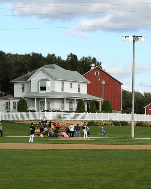 Chicago White Sox: Shoeless Joe's impact on Field of Dreams