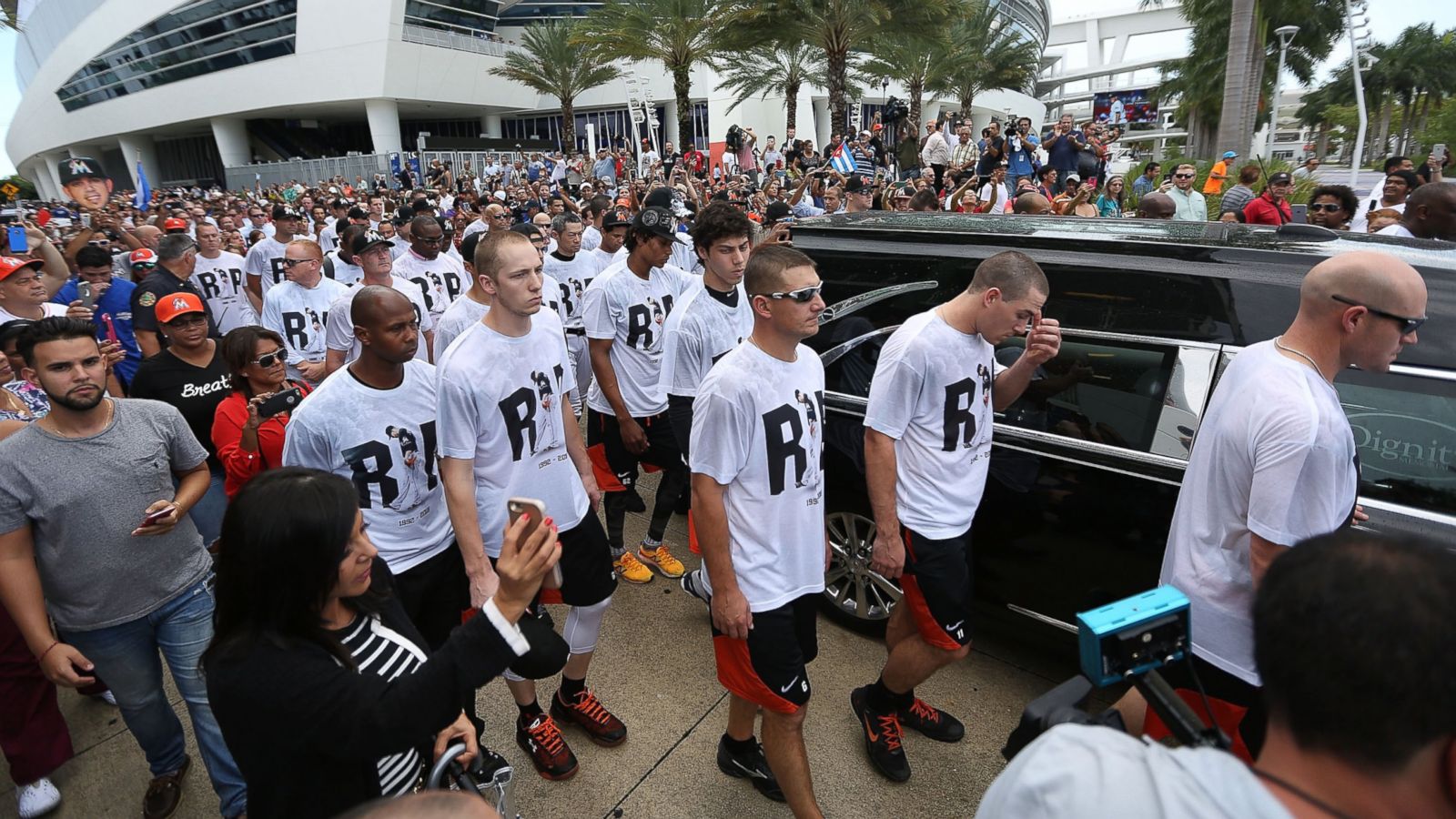 Fans Gather at Marlins Park for Jose Fernandez's Final Departure in  Motorcade Procession - ABC News