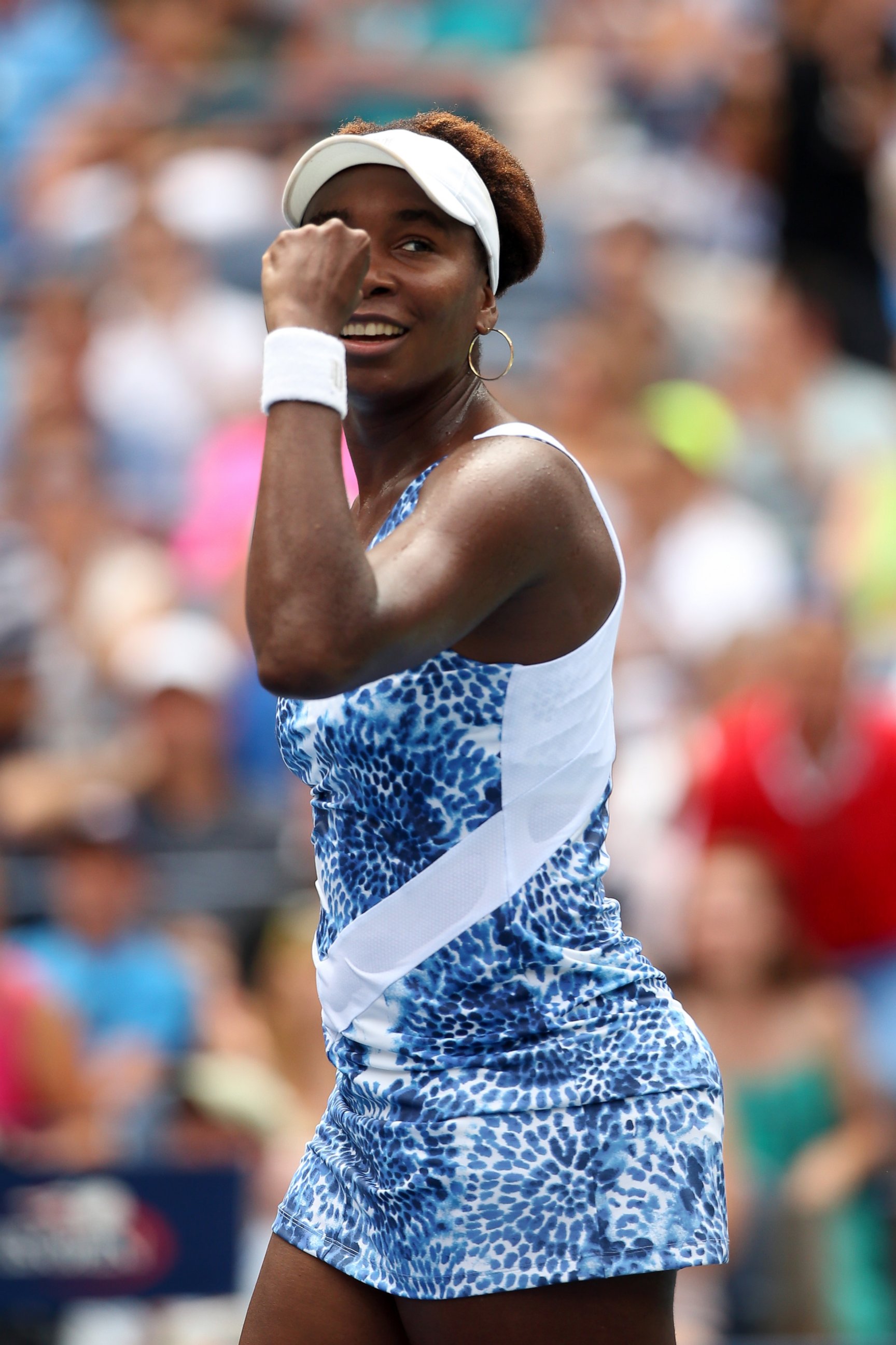 PHOTO: Venus Williams of the United States celebrates after defeating Belinda Bencic of Switzerland in their Women's Singles match at the 2015 US Open on Sept. 4, 2015 in New York.