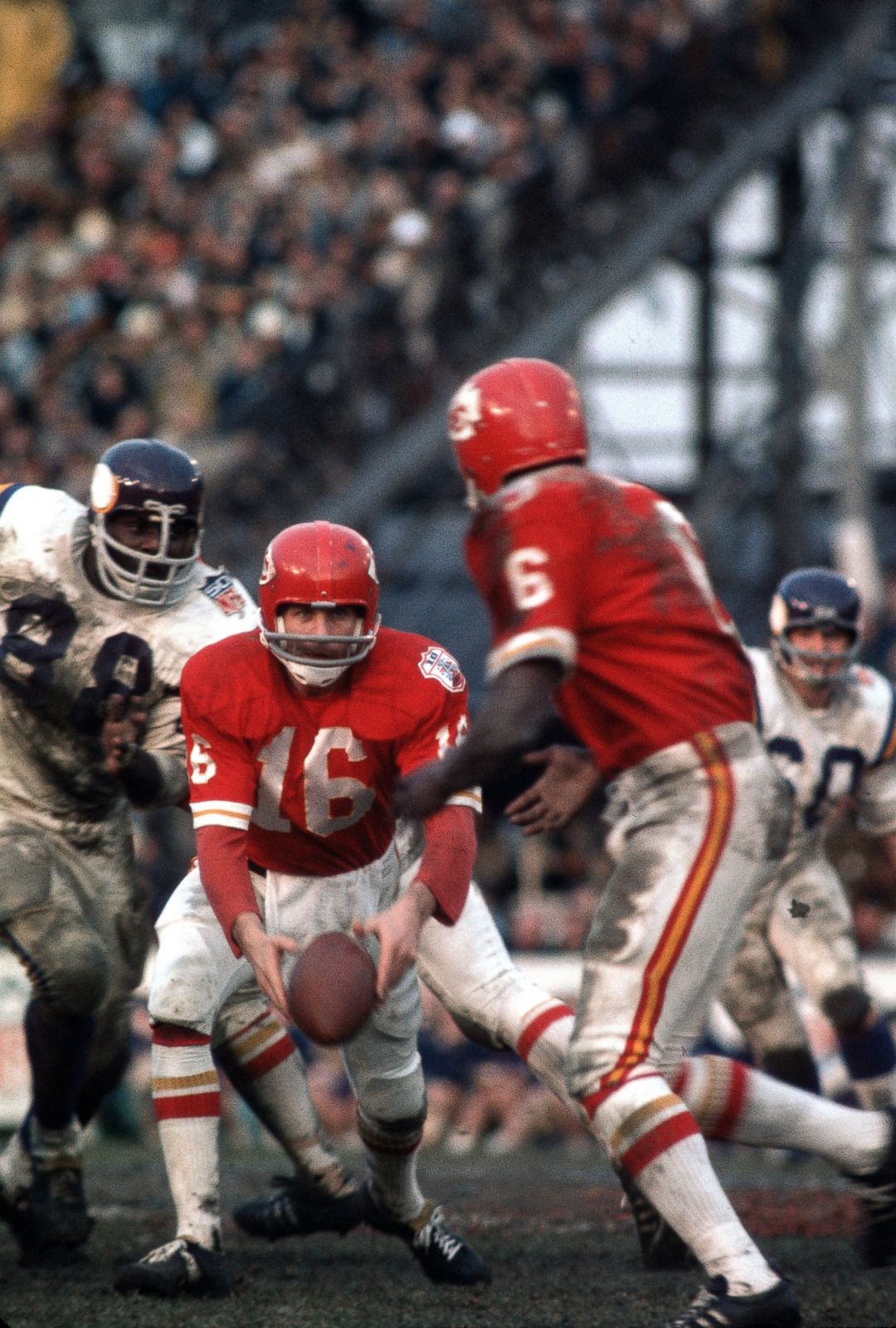 gty_super_bowl_04_len_dawson_jc_150126_2