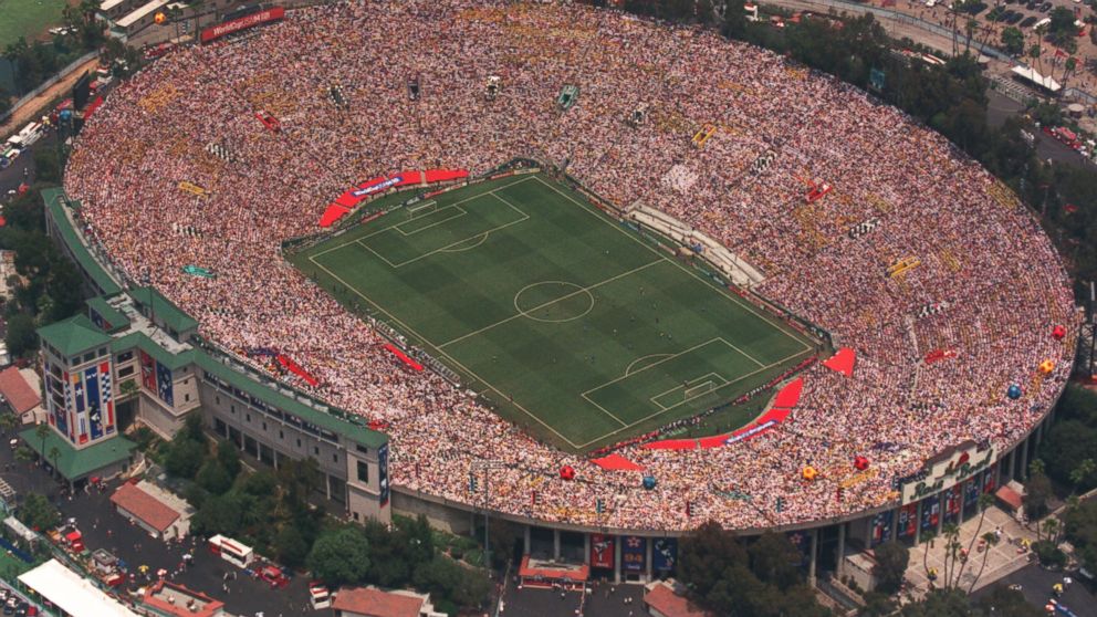 PHOTO: A aerial view of the Rose Bowl in Pasadena, Calif. during the 1994 World Cup finale game.