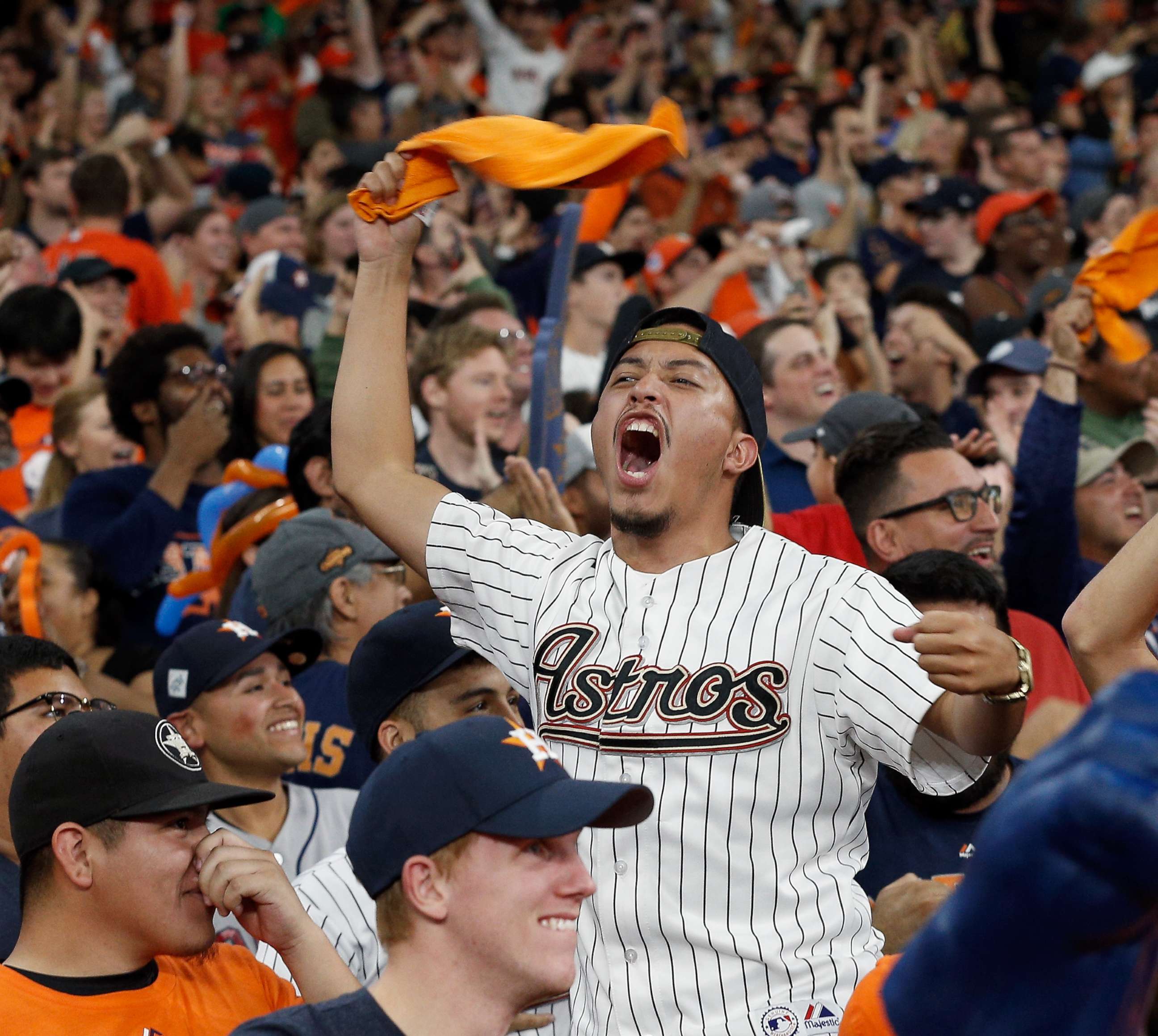 PHOTO: Fans cheer during the Houston Astros Game 7 World Series, Nov. 1, 2017, in Houston.