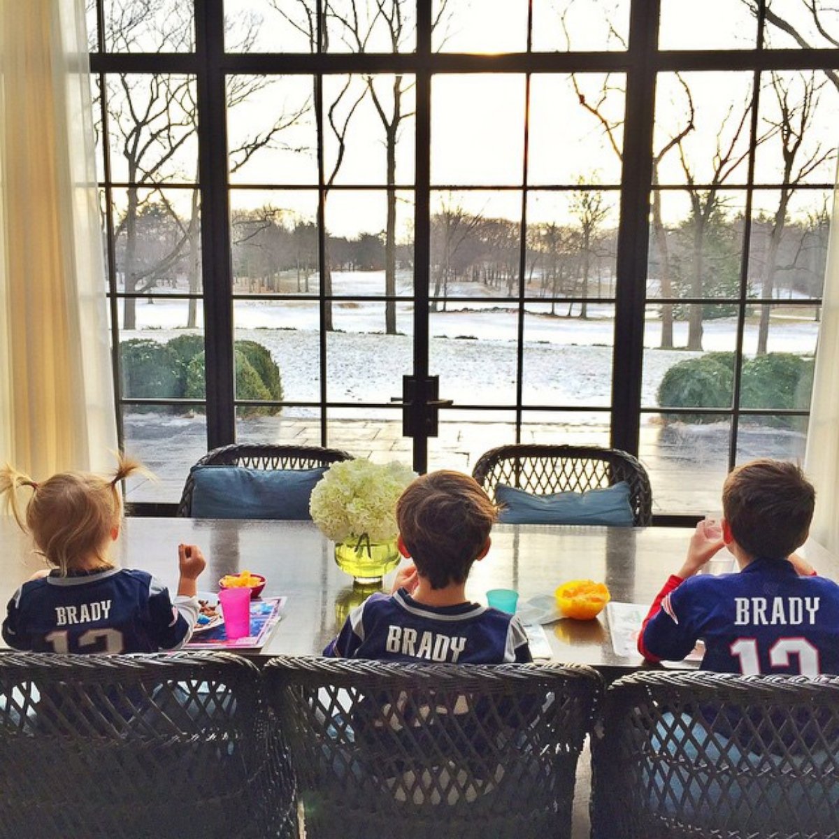PHOTO: Gisele Bundchen posted this photo to Instagram onJan. 18, 205 with the caption, "We are ready!!! Let's go Daddy! Let's go Pats!!!"