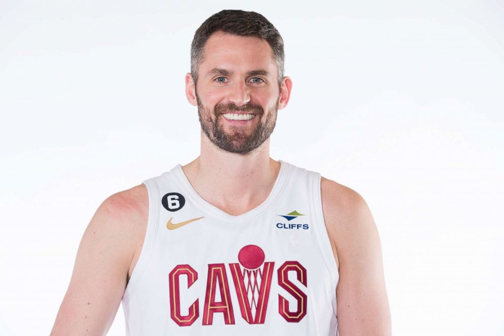 PHOTO: CLEVELAND, OHIO - SEPTEMBER 26: Kevin Love #0 of the Cleveland Cavaliers poses for a photo during Media Day at Rocket Mortgage Fieldhouse on September 26, 2022 in Cleveland, Ohio. 
