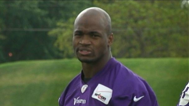 Adrian Peterson says he apologized to son, 'would run through brick wall'  for kids 