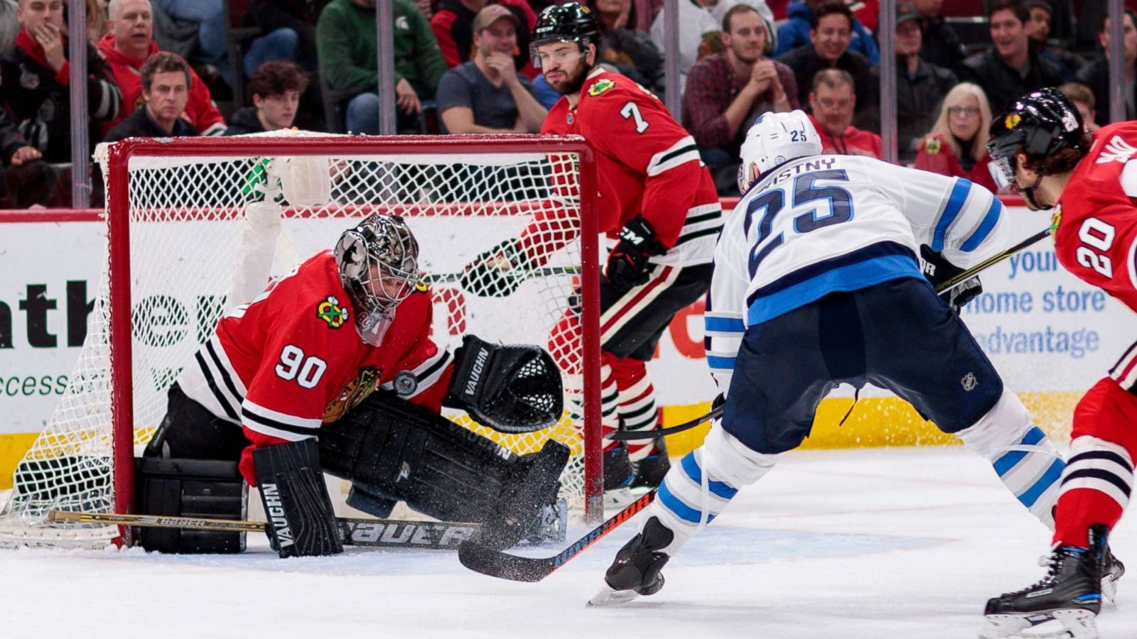 Accountant-turned-Blackhawks emergency goalie Scott Foster returns at NHL  awards show