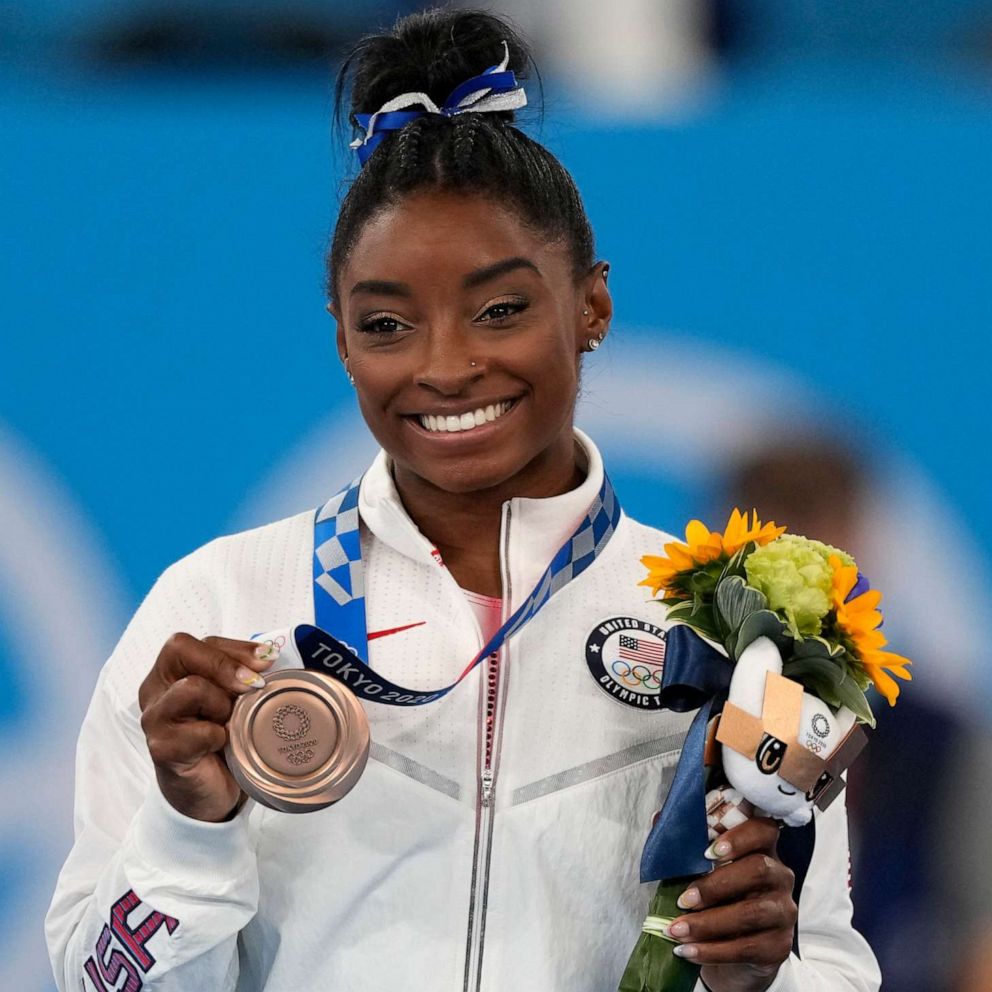 SIMONE BILES AND DEFENDING CHAMPION U.S. WOMEN'S TEAM HEADLINE