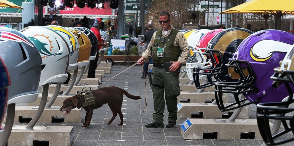 PHOTO: Security is very visible outside the George R. Brown Convention Center in downtown Houston, TX, where the NFL Fan Experience as well as the Media Center is located, Feb. 1, 2017. 