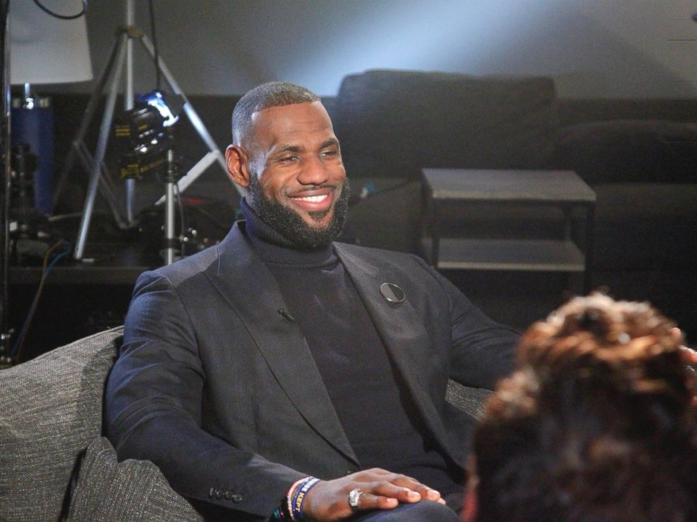 PHOTO: LeBron James sits down with Robin Roberts to discuss his Sports Illustrated, Sportsperson of the Year award.