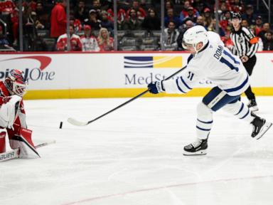 John Tavares scores in OT as the Maple Leafs rally to beat the Capitals 4-3