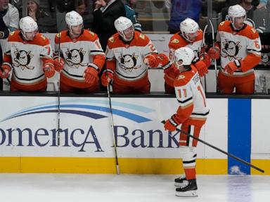 Lundestrom snaps scoreless tie in 3rd and Dostal gets shutout as Ducks blank Sharks 2-0