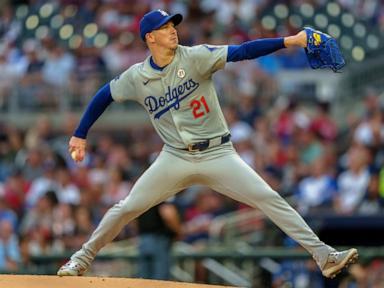 Betts has tiebreaking RBI single in seven-run 9th inning as Dodgers beat Braves 9-2