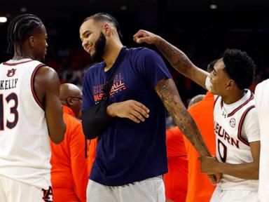 Auburn standout center Johni Broome injures right shoulder in victory over Georgia State