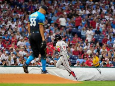 Arcia homers twice, Murphy goes deep to lead Braves past Phillies 7-2 in NL East showdown