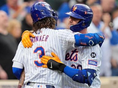 Mets beat Phillies 7-2 behind Alonso and Manaea to take 2-1 lead in NLDS