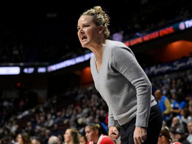 Los Angeles Sparks hire University of Utah coach Lynne Roberts to fill vacant head coach position