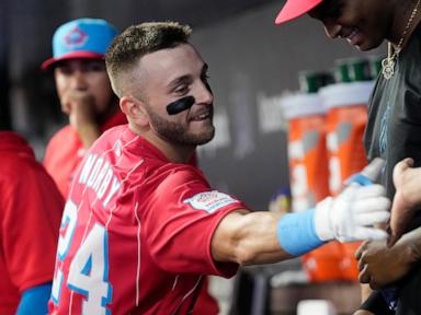 López a triple shy of cycle, Norby drives in 3 and Marlins bounce back with 9-5 win over Phillies