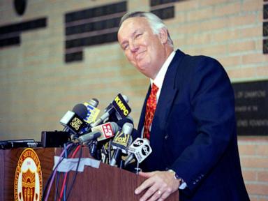 John Robinson, successful football coach at USC and with the LA Rams, has died at 89