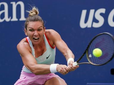 Simona Halep withdraws from Australian Open qualifying because of knee and shoulder pain