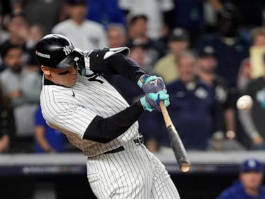 Aaron Judge snaps World Series slump with homer, then makes costly error that sparks Dodgers rally