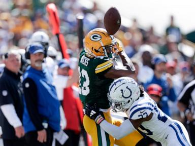 Willis thrives with help from the Packers' defense and running game in a 16-10 victory over Colts