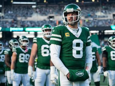 Jets tell Aaron Rodgers they're 'moving on' from the QB for next season, report says