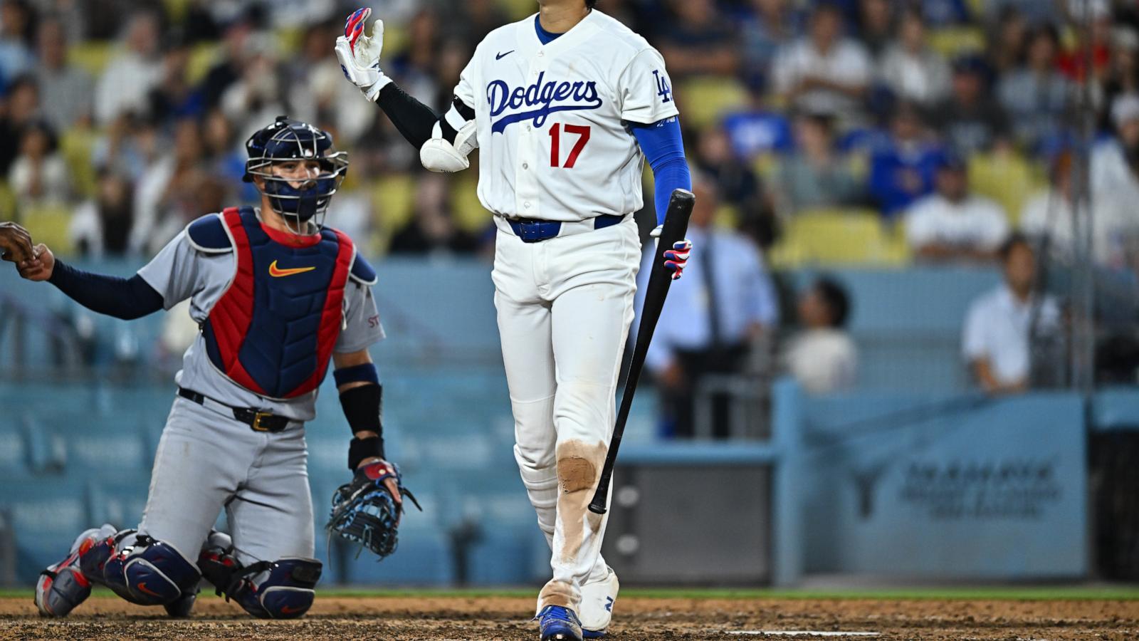 Dave Roberts to consult trainers and Shohei Ohtani, weighing a day off after 4-strikeout game