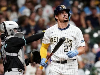 Willy Adames agrees to $182 million, 7-year deal with the Giants, AP source says