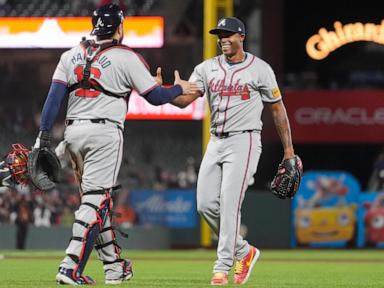 Braves beat Giants in 10 innings again, 4-3