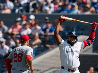 Nathan Lukes' double in 8th pushes Blue Jays past Cardinals 3-2 to complete 3-game sweep