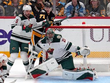 Marc-Andre Fleury stops 26 to lead Wild past Penguins 5-3