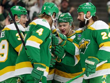 Wild's Kirill Kaprizov scores off Flyers' goalie helmet, banking shot into net