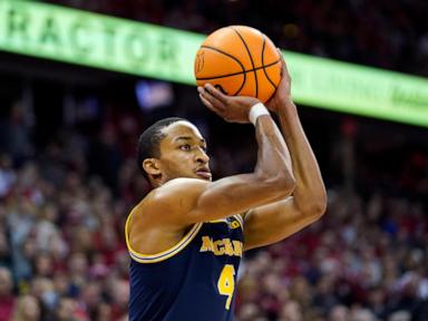 Goldin helps Michigan beat No. 11 Wisconsin 67-64 as Badgers take their 1st loss