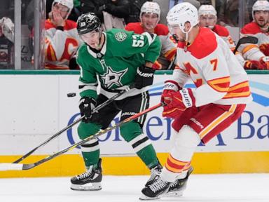 Hintz begins third-period goal barrage as Stars beat Flames 6-2