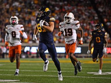 No. 8 Miami rallies from 25 points down to beat California 39-38