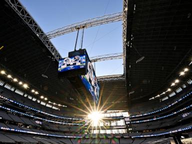 Debris falls from roof at home of Cowboys before game against Texans; no injuries reported