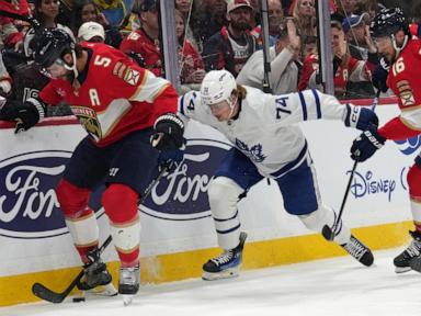 Panthers get 2nd win in last 8 games, roll past Maple Leafs 5-1