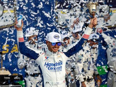Streaking Kyle Larson looks to pad points lead at Charlotte as NASCAR playoffs reach midway point