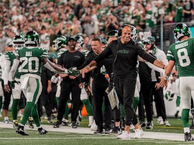 Rodgers sparkles in his first home start since his injury to lead Jets to 24-3 win over Patriots